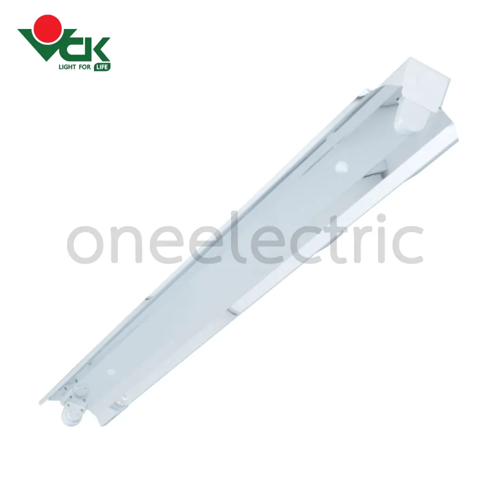 VCK-Aura-I-โคมไฟ-โรงงาน-แผ่นสะท้อนเงา-1x36W.webp